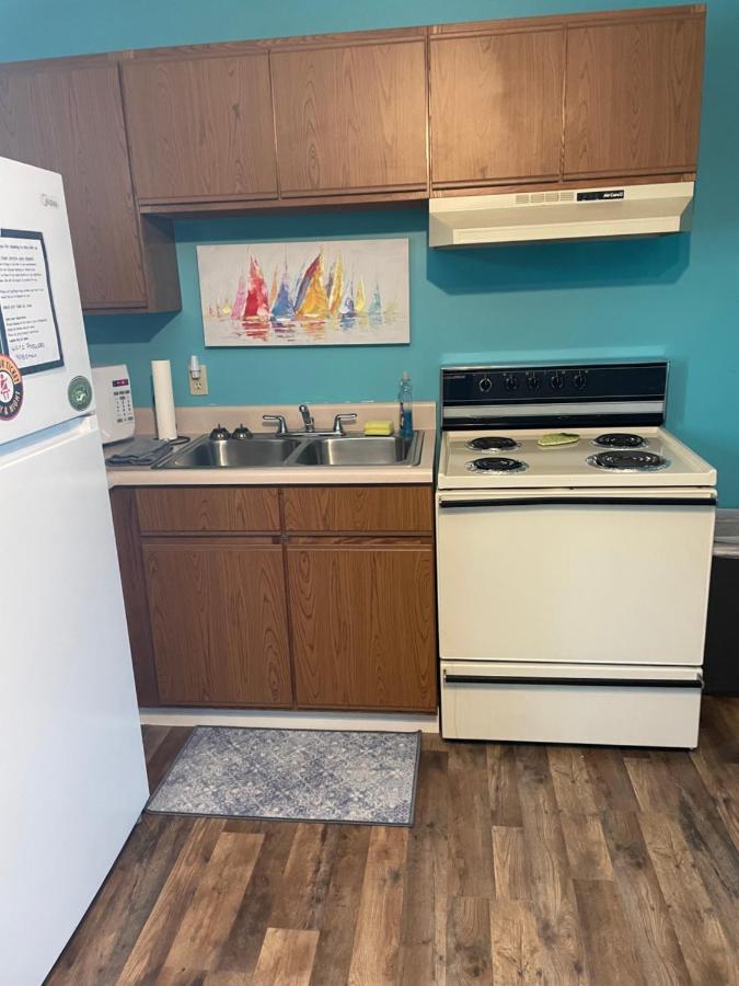 Lake Point Motel Marblehead Εξωτερικό φωτογραφία
