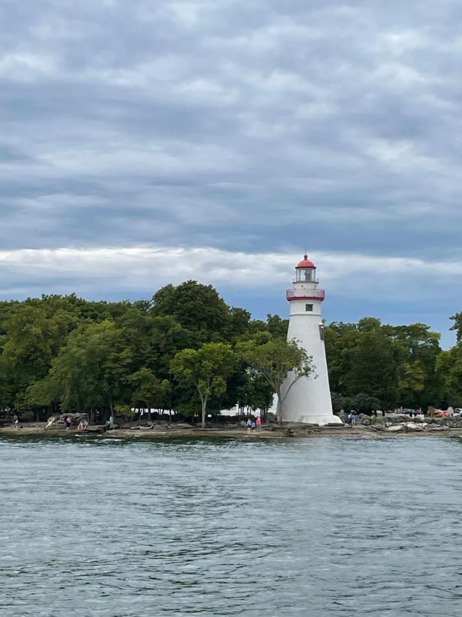 Lake Point Motel Marblehead Εξωτερικό φωτογραφία