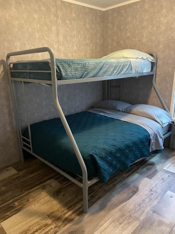 Lake Point Motel Marblehead Εξωτερικό φωτογραφία