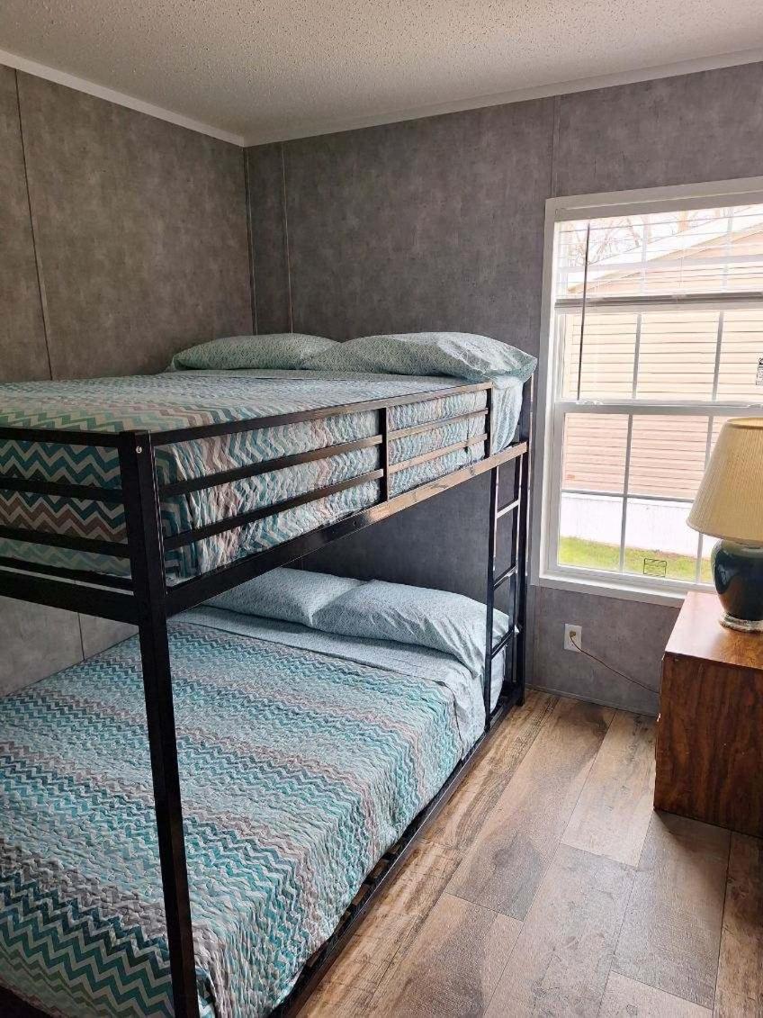 Lake Point Motel Marblehead Εξωτερικό φωτογραφία